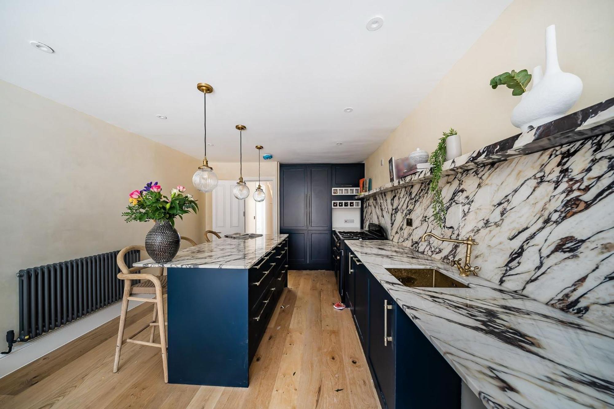 Lavish Maida Vale Townhouse Sleeps Up To 8 With Patio & Office - Open To Short & Long Term Lets * Londres